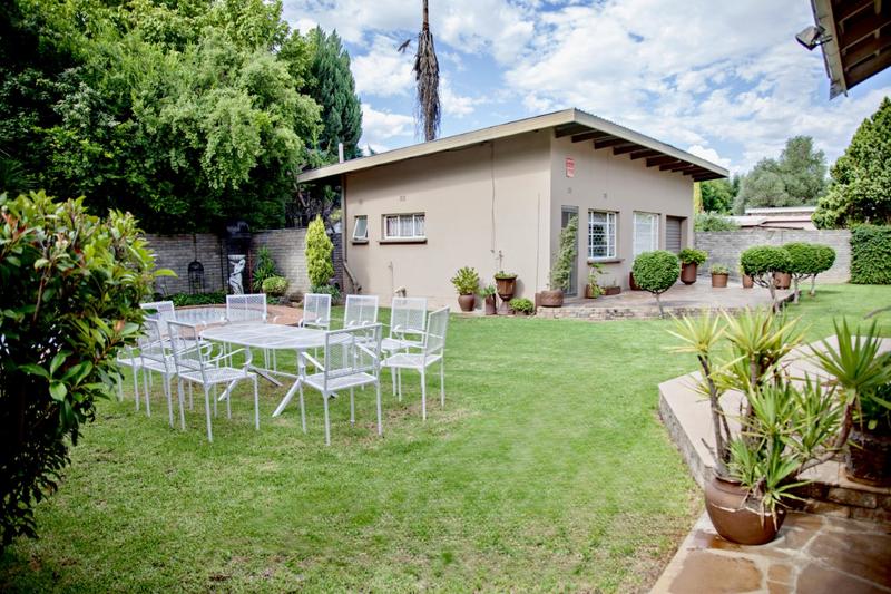 To Let 5 Bedroom Property for Rent in Douglas Northern Cape